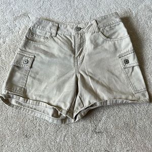 Khaki shorts